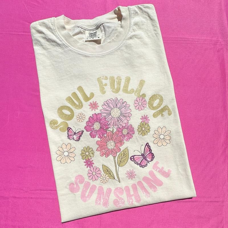 Butterflies & Sunshine Comfort Colors T-Shirt 'NLB'
