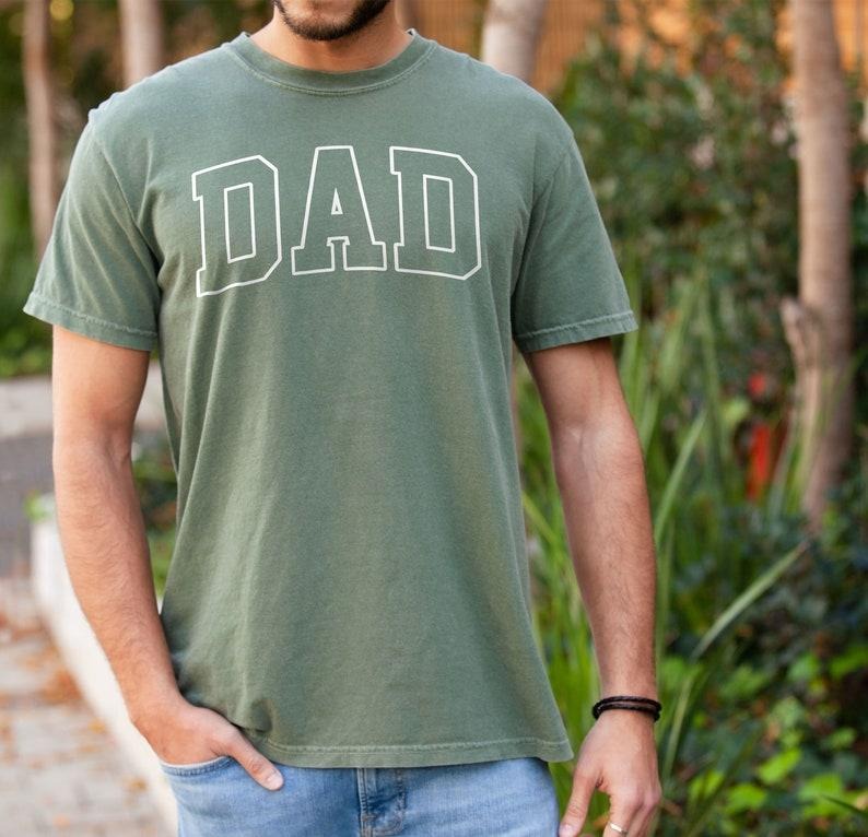 Comfort Colors Dad Shirt, Fathers Day T-Shirt, Trendy Daddy Sweatshirt, Gift for New Dad, Custom Colors Men's shirt, Dad T-Shirt, Fathers Day Gift