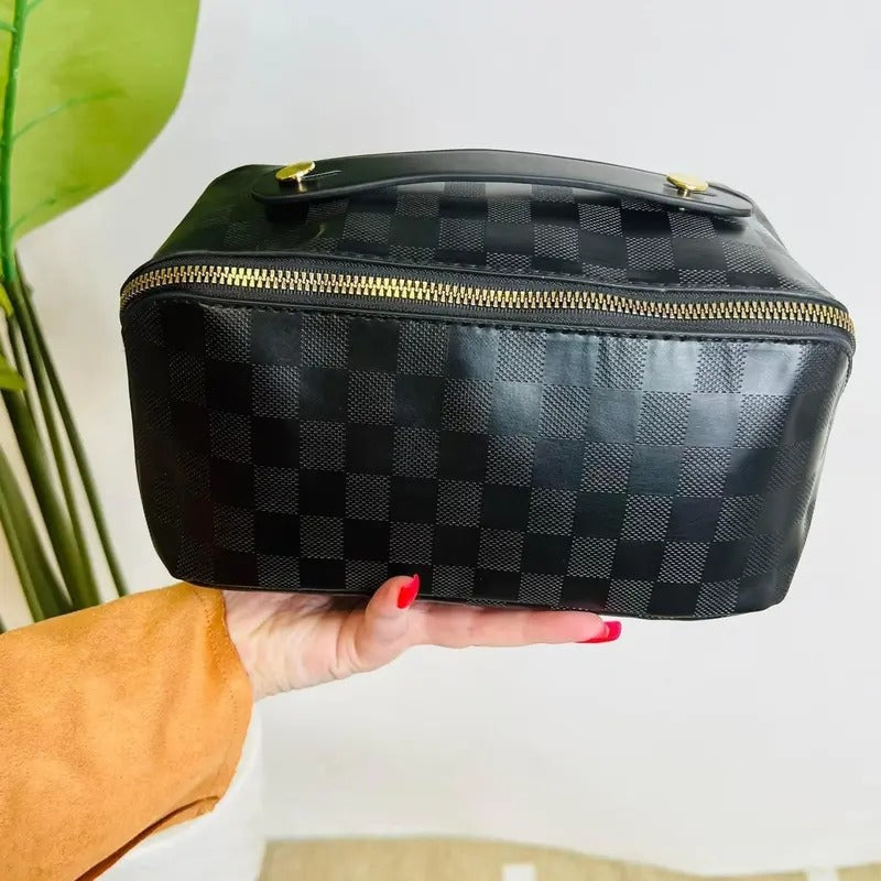 Viral Makeup Bag 2.0 *Final Sale*