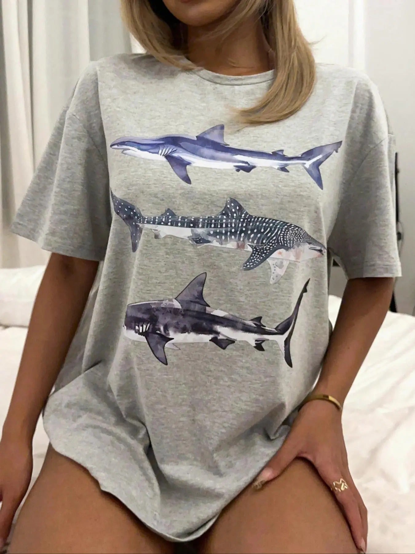 Women's Cartoon Shark Print Drop Shoulder Tee, Casual Half Sleeve Round Neck T-Shirt for Summer, Ladies Clothes for Daily Wear