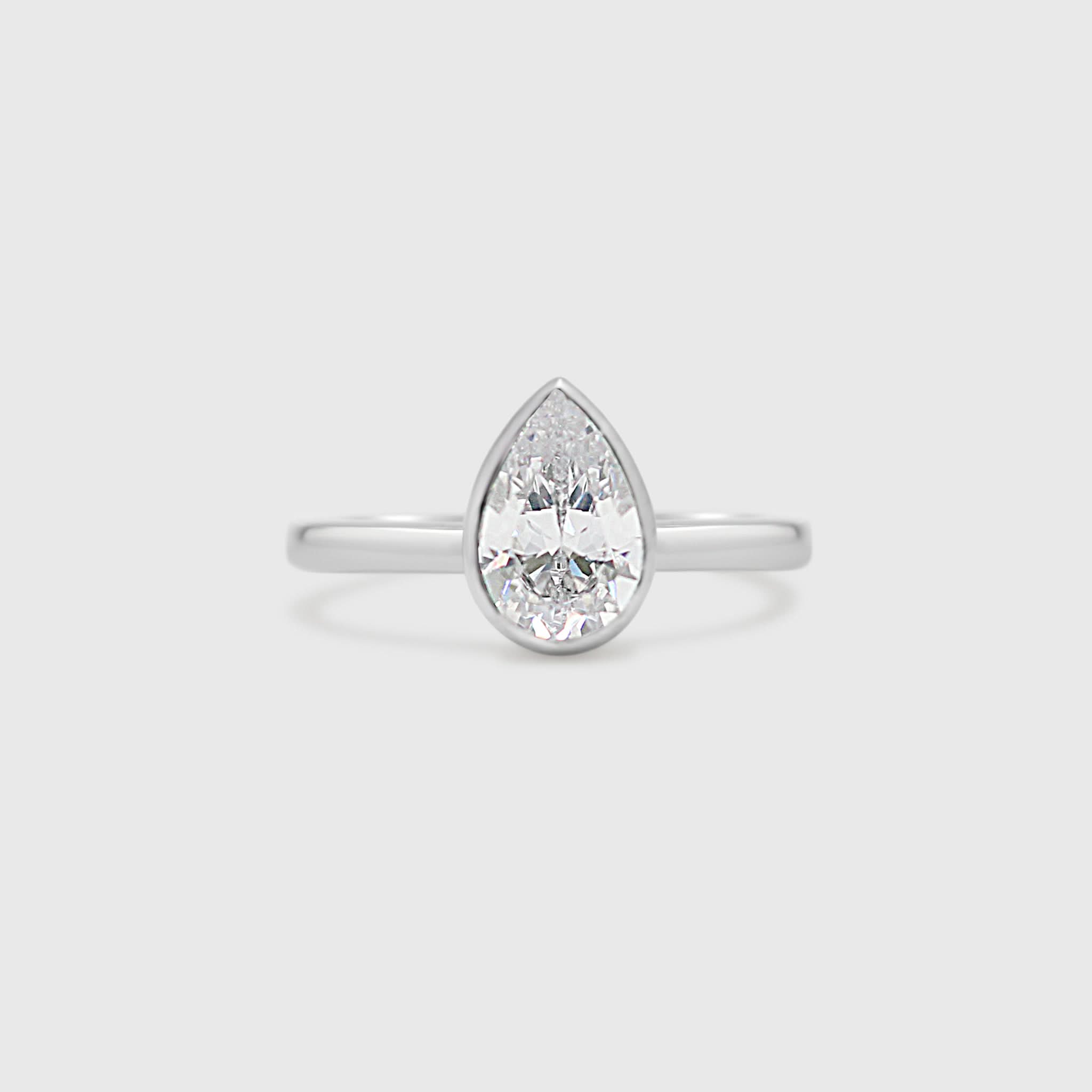 "Amelia" Ring - Moissanite Collection