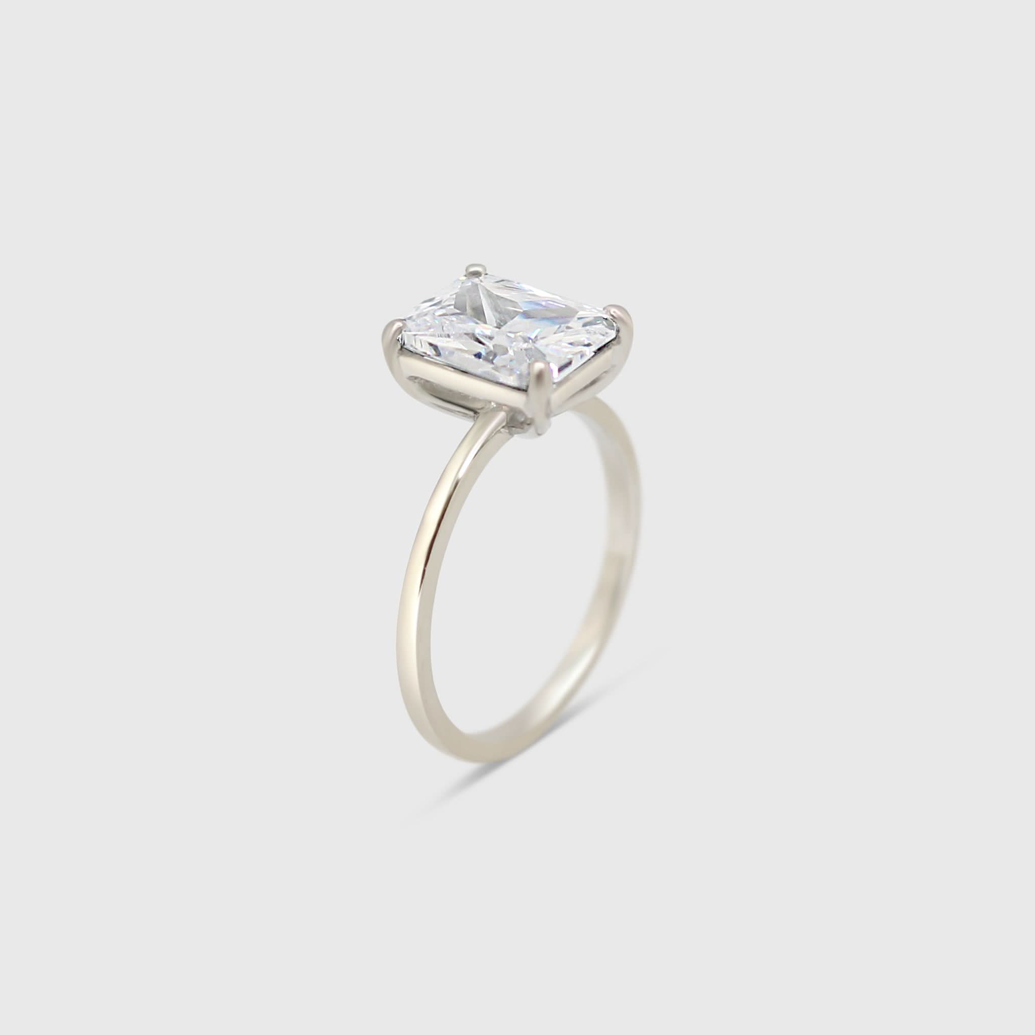 "Hannah" Ring - Moissanite Collection