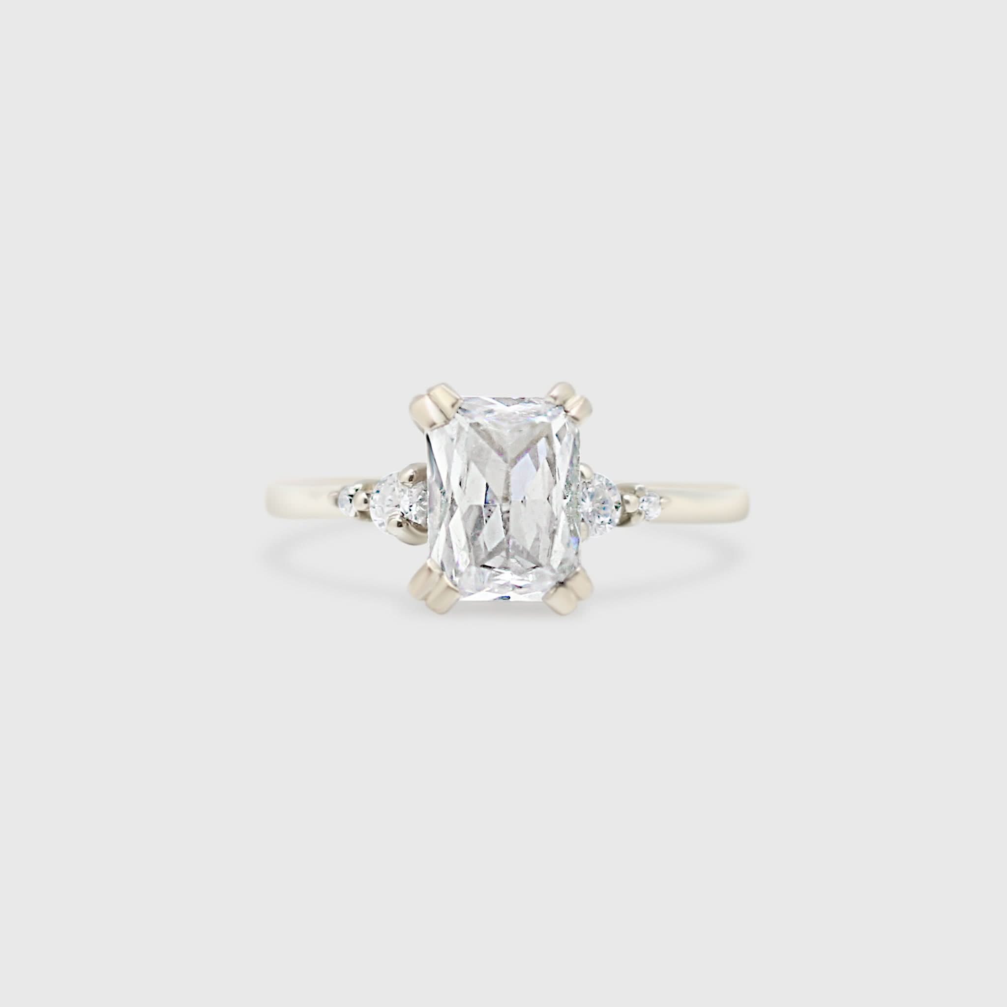 "Annie" Ring - Moissanite Collection