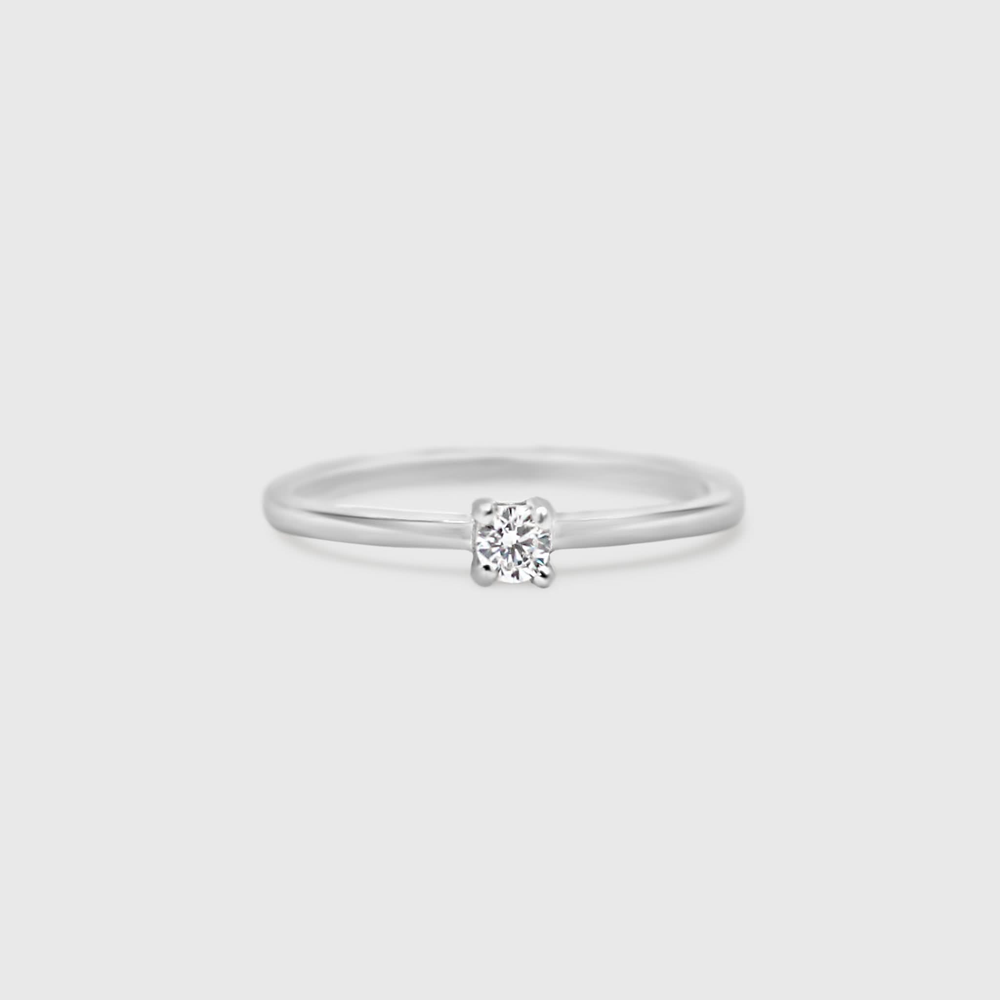 "Hazel" Ring - Diamond Collection