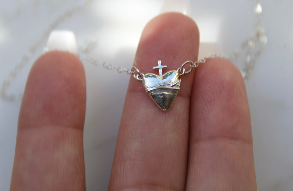 Sacred Heart of Jesus Necklace in Sterling Silver