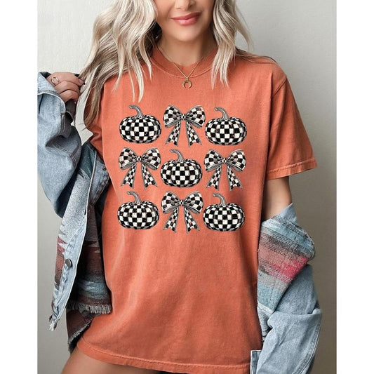 Checkered Retro Pumpkins, Coquette Ribbons, Bows, Halloween, Autumn, Fall Shirt, Women's Comfort Color Tee, Tshirt