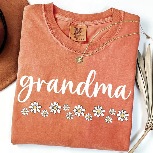 Comfort Colors Floral Daisy Grandma Shirt Gift for Grandma, New Grandma Gift, Mother's Day Gift