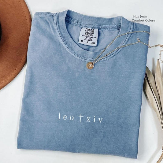 Comfort color Leo XIV New Pope Unisex T-Shirt Minimalist Religious Top Pope Tshirt Leo the 14th Vatican Gift Pontiff Shirt Catholic Gift Faith Tshirt