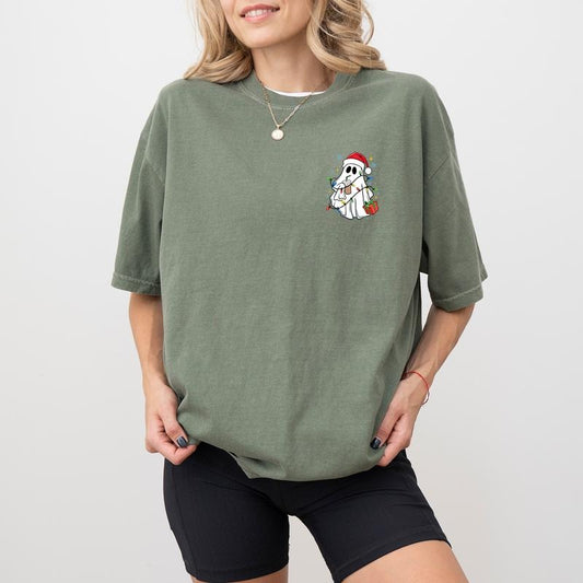 Cute Christmas Ghost Coffee Shirt Comfort Colors, Xmas Santa Ghost Tees for Women, Christmas Boo Tshirts for Coffee Lovers, Holiday Gift Ideas for Her, Comfy Cotton Womenswear, Casual Women's Tops