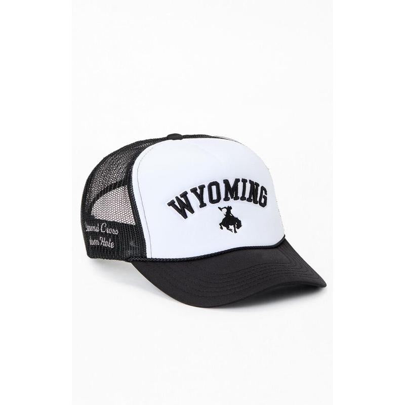 Diamond Cross Ranch Men's Wyoming Trucker Hat