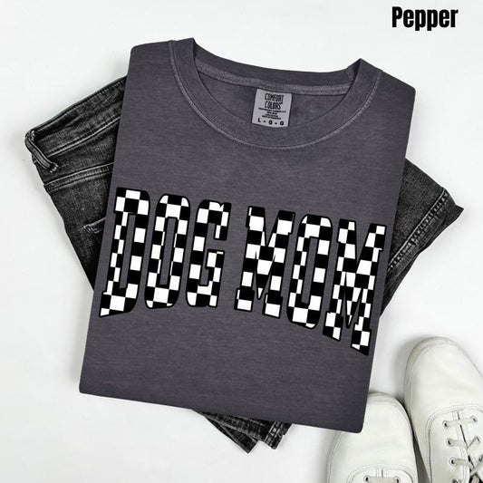 Dog Mom Black Checker Comfort Colors T-Shirt 'NLB'