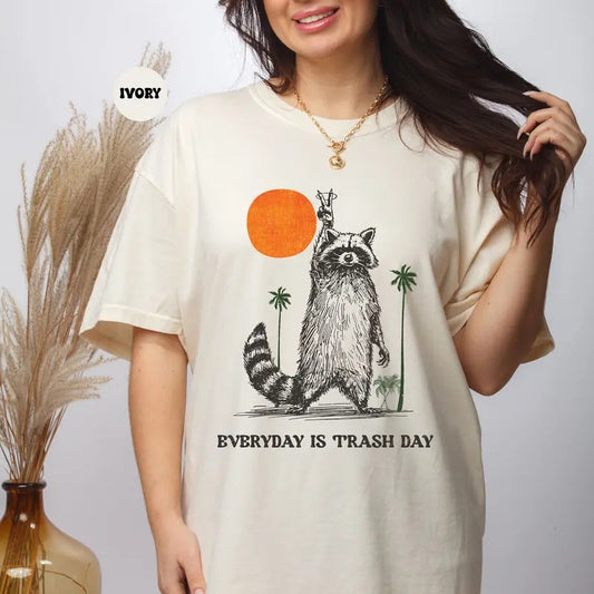 Everyday Is Trash Day Raccoon Tee, Retro Sunset T Shirt, Cool Vintage Style Raccoon Shirt, Vintage Shirt, Vintage Apparel, Unisex T-Shirt, Gifts For Men Women, Short Sleeve Tee Shirt, Gifts For Birthday Fathers Day Christmas Anniversary
