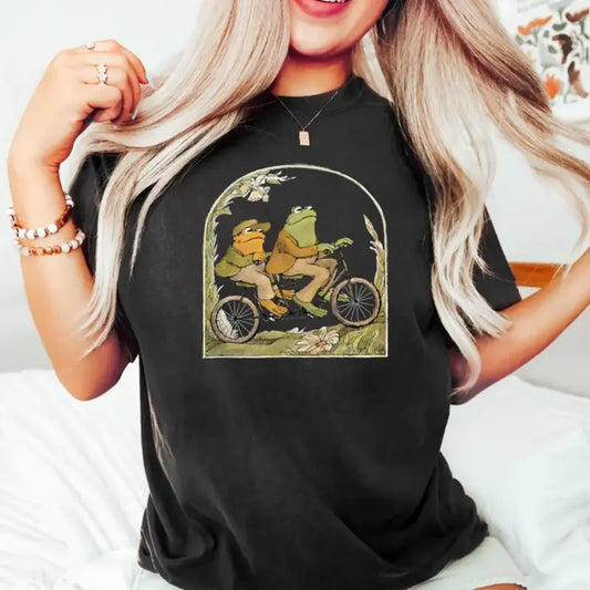 Frog And Toad T-shirt, Classic Book T-shirt, Cottagecore Aesthetic Tee, Book Lover Gift, Man I Love Frog Tee, Graphic tee, Y2K