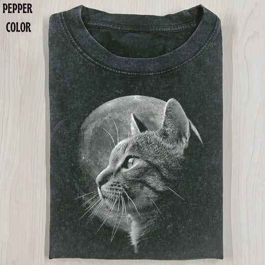 Funny Cat in Moonlight T-Shirt - Vintage Graphic 90's Style for Women - Streetwear, Tshirt