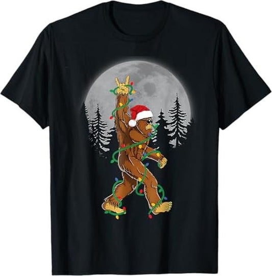 Funny Christmas Shirts, Bigfoot Santa Christmas Tree Lights Funny Xmas Sasquatch T-Shirt - Menswear Top