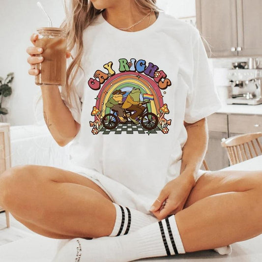 Funny Frog Gay Rights LGBT Rainbow T-shirt, Funny LGBT Shirt, Frog And Toad Pride T-Shirt, LGBTQ Shirtstyle{n002}2