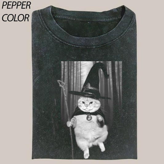 Funny Magic Wizard Cat Vintage Graphic T-shirt, Cute Witch Cat Tee, Cat Lover Unisex T-Shirt, 90's Style Streetwear Graphic Gift For Men Women