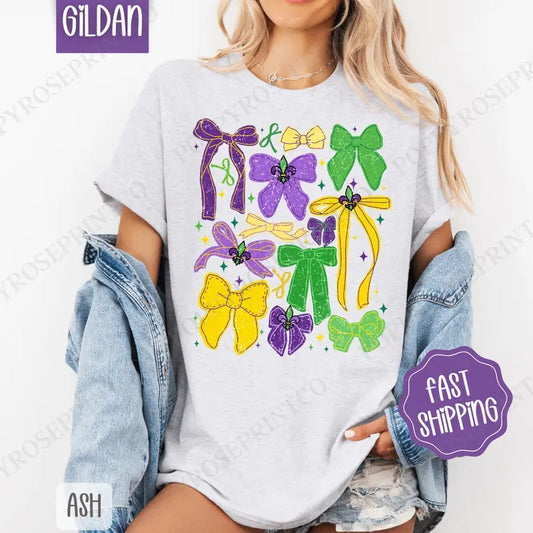 Mardi Gras Bows Shirt Gildan, Coquette Mardi Gras Women's Tee, Holiday Women's Tshirt Plus Sizes