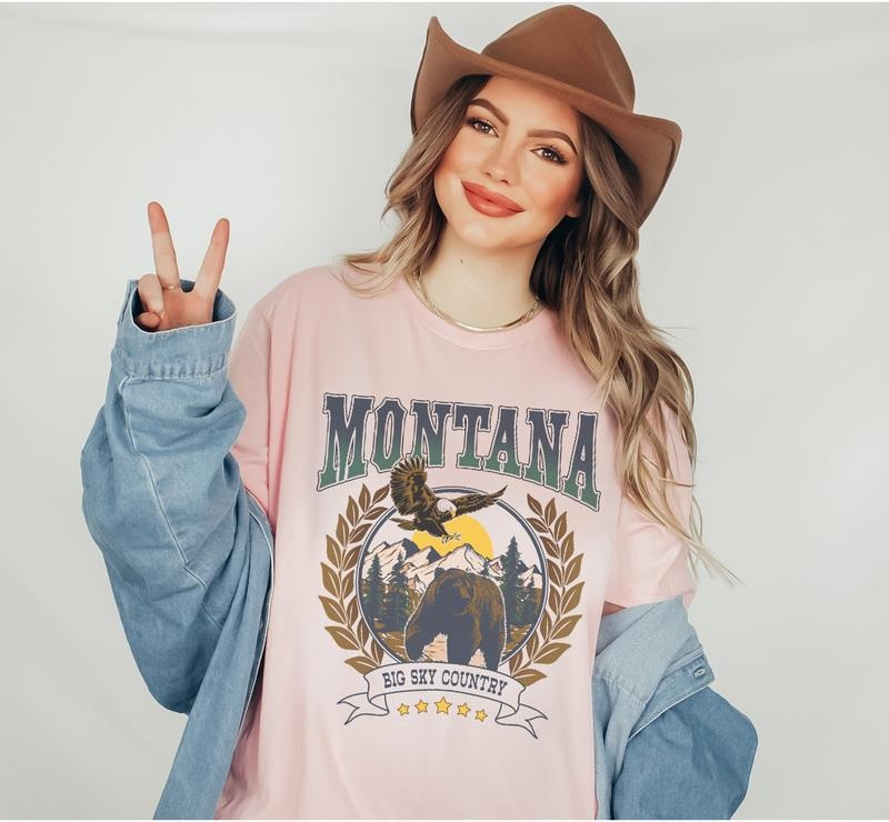Montana Outfit T-shirt Cowgirl Cowhide Tshirt Blue Jeans Tee Cowprint Western T-Shirt Southerwest Tshirt Southwestern Boho Tee Casual Shortsleeve Top Womenswear