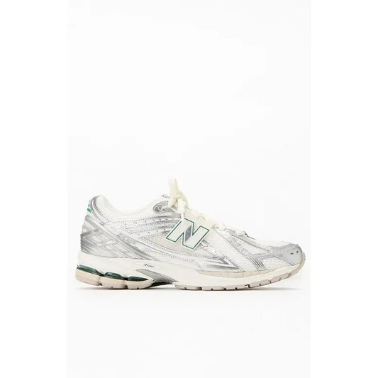 New Balance Men's Silver Metallic 1906R Shoes - Multicolor