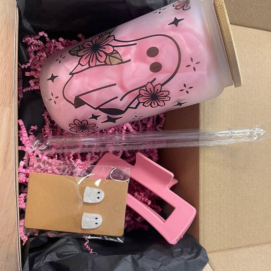 Spooky gift box-pink