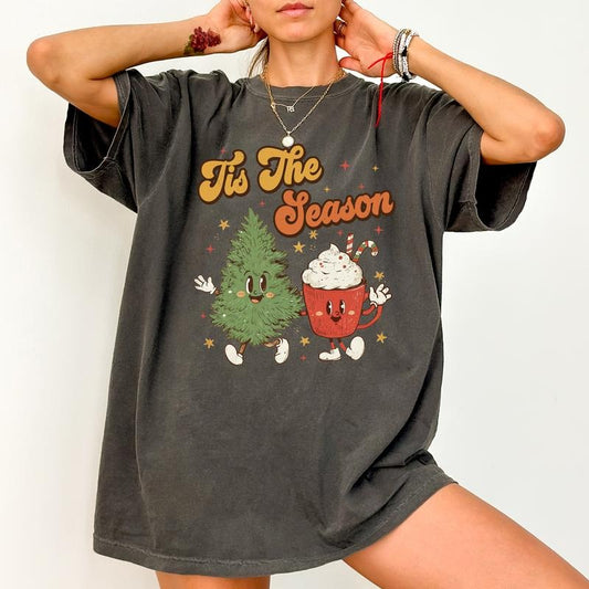 Tis The Season Christmas Shirt Comfort Colors, Vintage Latte Christmas Tree Tee, Retro Christmas Season T-shirt, Soft Women's Tops, Holiday Womenswear