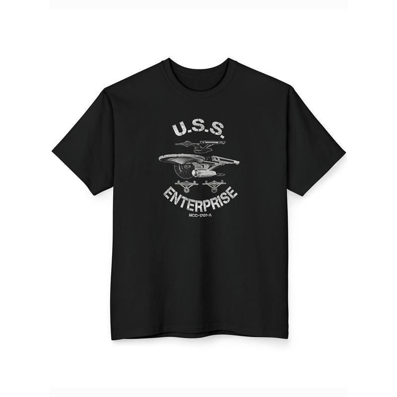 Vibrant USS Print T-Shirt - Men's Stylish Short Sleeve Crew Neck Tee for Street Fashion Enthusiasts - Versatile, Comfortable, and Durable Everyday Wear made in usa