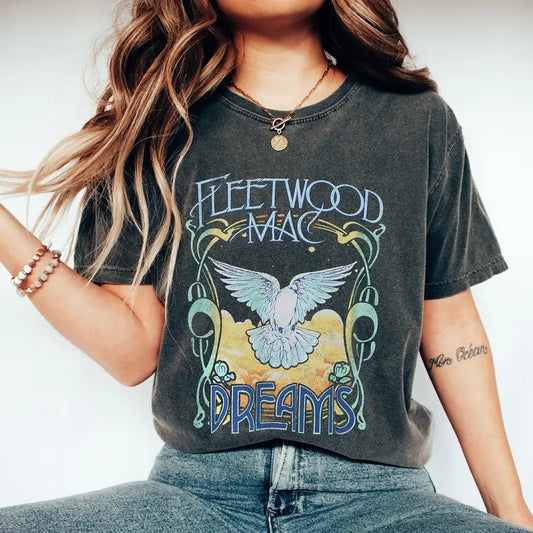 Vintage Design Band Tee Shirt, Rockn Roll Music Tshirt, Christmas Music Lover Gift, Vintage Band Tee, Band Tees, Band Shirts, Band Tshirt, Unisex T-Shirt, Gifts For Men Women, Short Sleeve Tee Shirt, Gifts For Birthday Fathers Day Christmas