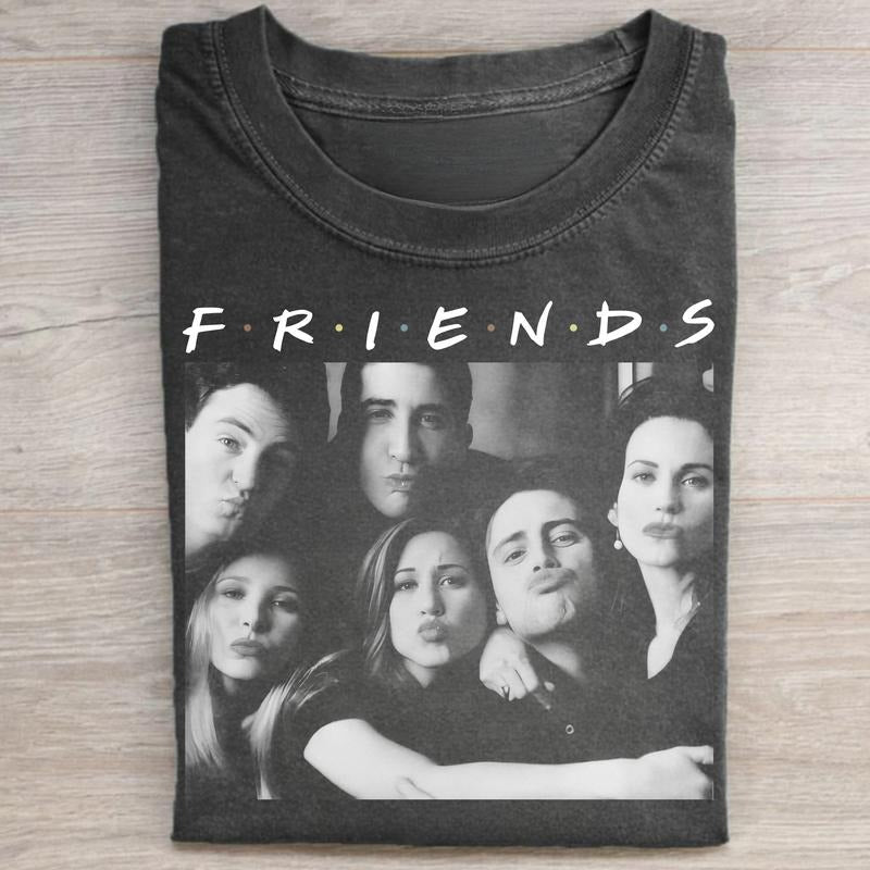 Vintage Friends TV Show Graphic Tee - Movie Shirt - Friends Group Photo Tee - Chandler Bing Shirt - Iconic Movie Scenes - Gift for Friends Top Womenswear