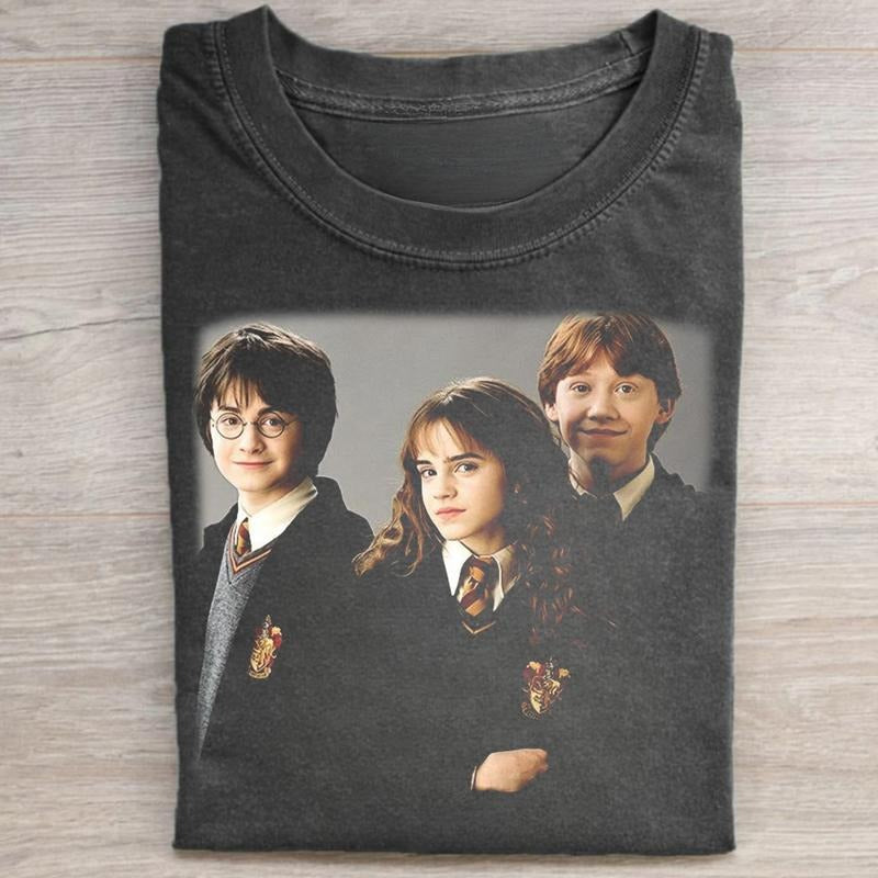 Vintage Harry Potter Friends Group Photo Graphic Tee - Harry Potter Movie Shirt - Ron Weasley Shirt - Hermione Granger Tee - Iconic Movie Scenes - Novel Shirt - Gift for Friends