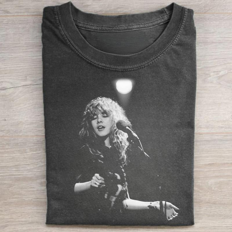 Vintage Stevie Nicks Graphic Tee - Music Shirt - Don't Be a Lady Be a Legend Shirt - 80s Artist Merch - Fleetwood Mac Shirt Top Womenswear