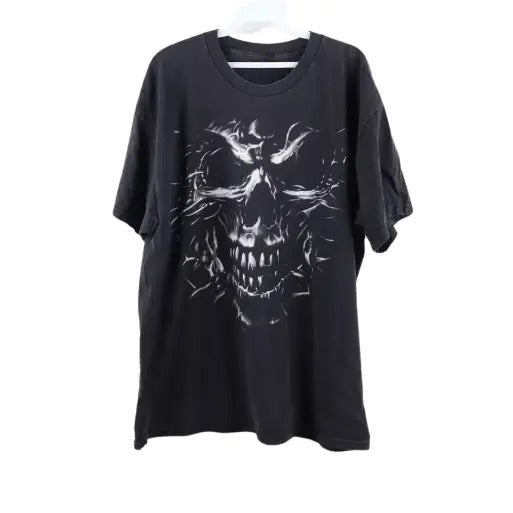 Vtg Y2K Streetwear Skull Skeleton T-Shirt, grunge y2k emo scene tapout goth amity affliction style clothes, Unisex T-shirt