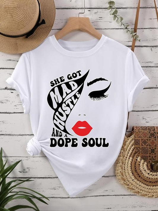 Women's Letter & Lip Print Round Neck Tee, Fashion Casual Crew Neck T-Shirt for Daily Holiday Vacation Outdoor Wear, Ladies Clothes for All Seasons