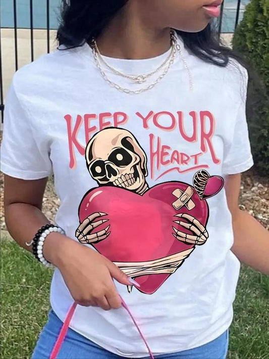 Women's Skull & Heart & Letter Print Round Neck Tee, Fashion Casual Short Sleeve  T-shirt for Daily Holiday Vacation Outdoor Wear, Ladies Clothes for All Seasons