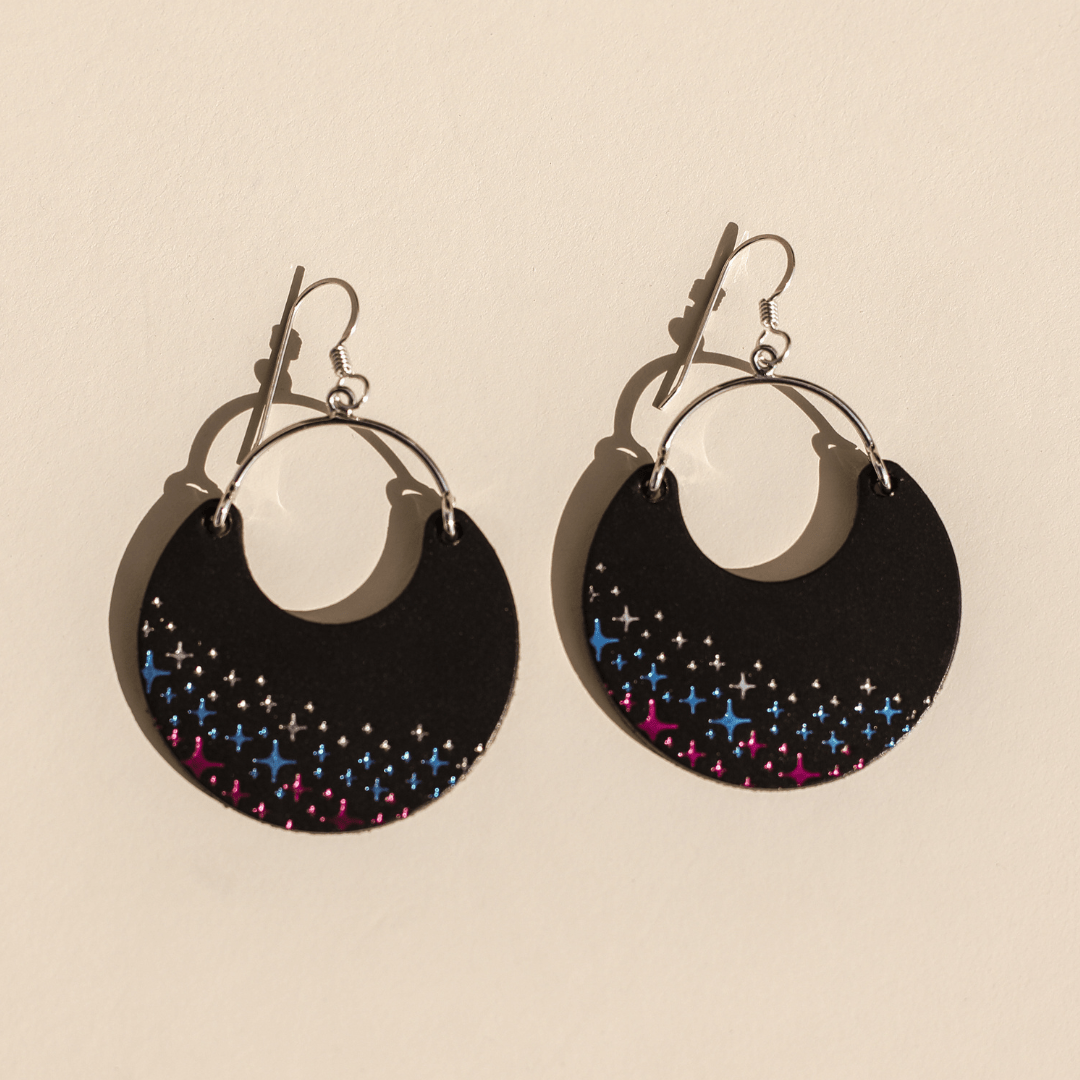 Dark Night Supernovas Sparkle Ninas