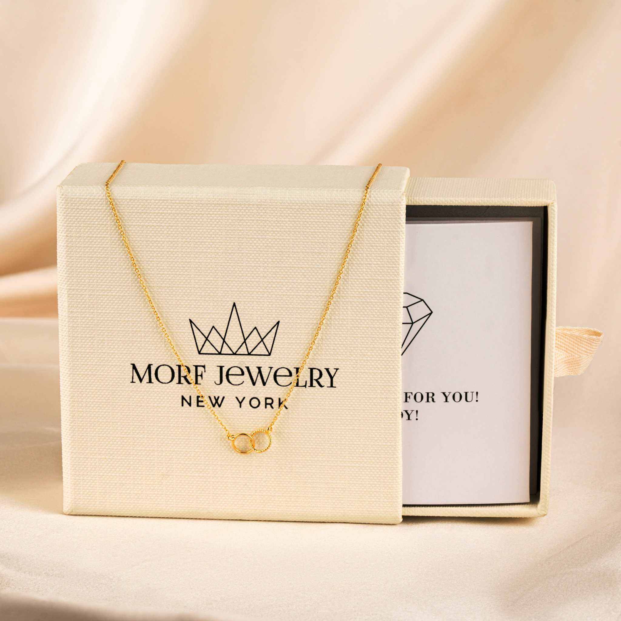 Interlocking Circle Necklace