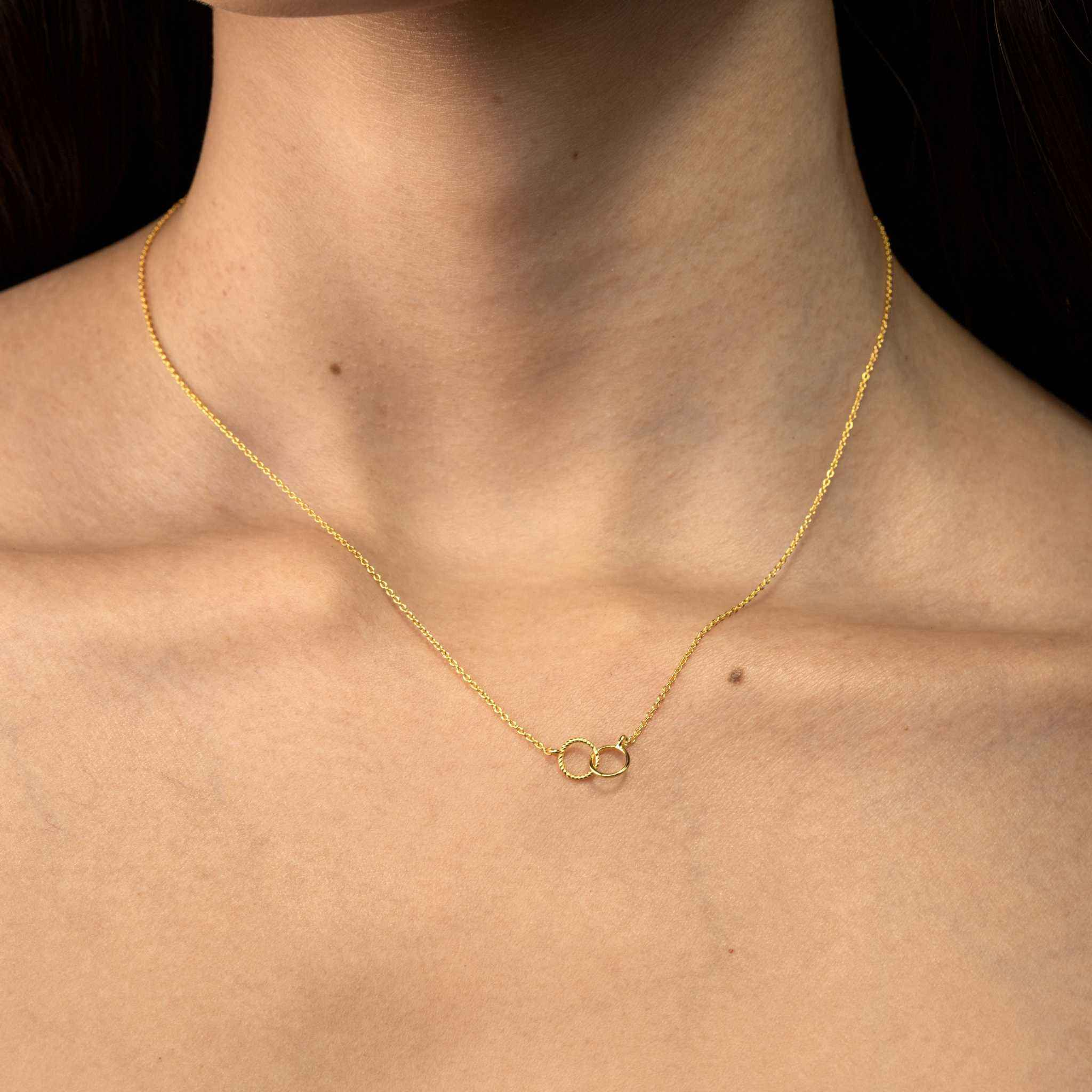 Interlocking Circle Necklace