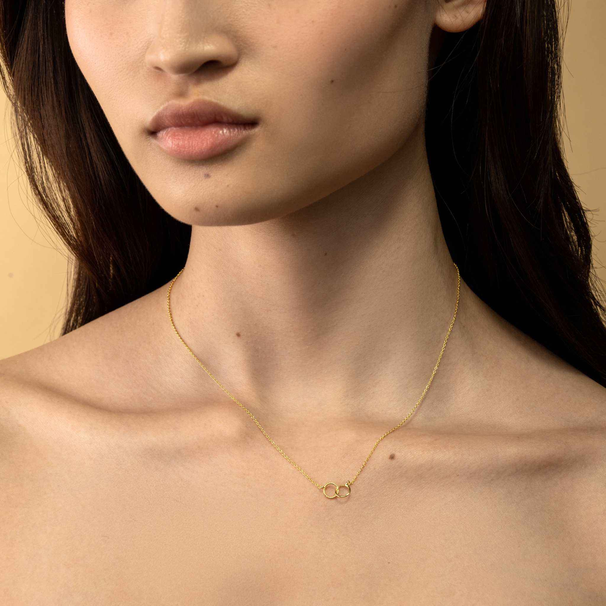 Interlocking Circle Necklace